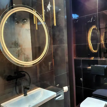 Warta Towers Z Parkingiem Poznan