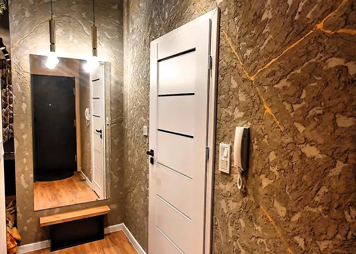 Warta Towers Z Parkingiem Poznań